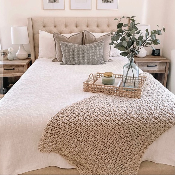 Pottery Barn Accents Pottery Barn Lumbar Pillow Cover 6 X